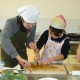 親子料理教室（平成23年1月）鶏のなべてり焼き・ごまあえ・チョコレートのお菓子